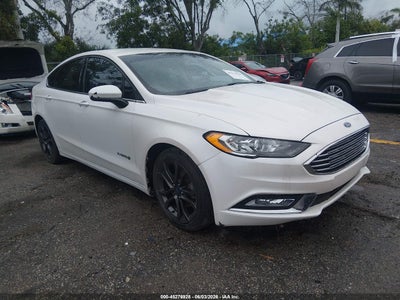 Photo FORD fusion hybrid se.
