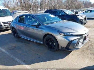 Photo TOYOTA camry se.