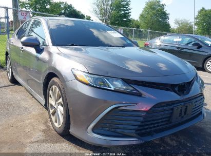 Photo TOYOTA camry le.