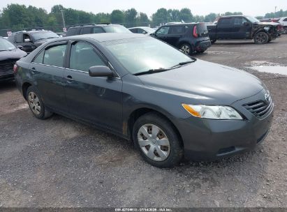 Photo TOYOTA camry le.