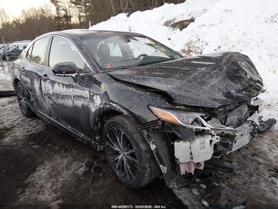 Photo TOYOTA camry se.