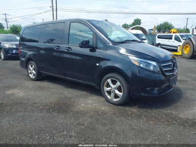 Photo MERCEDES-BENZ metris  .
