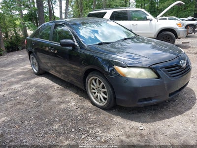 Photo TOYOTA camry le.