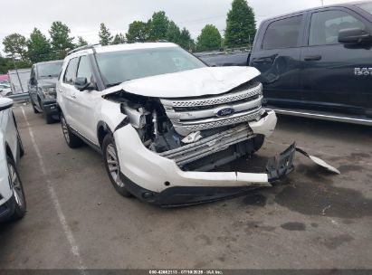 Photo FORD explorer xlt.