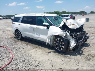 Photo KIA carnival mpv ex.