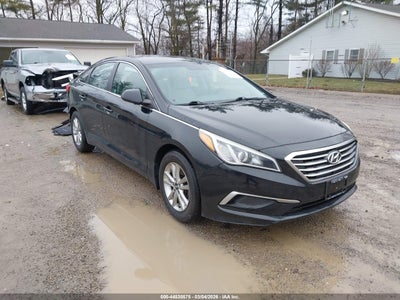 Photo HYUNDAI sonata se.