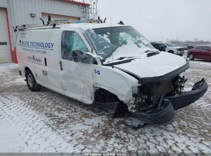 Photo GMC savana 2500 work van.