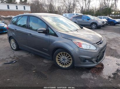 Photo FORD c-max hybrid se.