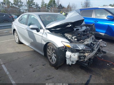 Photo TOYOTA camry le.