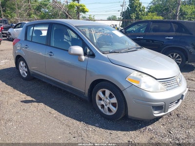 Photo NISSAN versa 1.8sl.