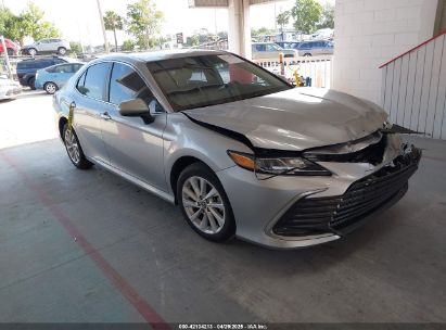 Photo TOYOTA camry le.