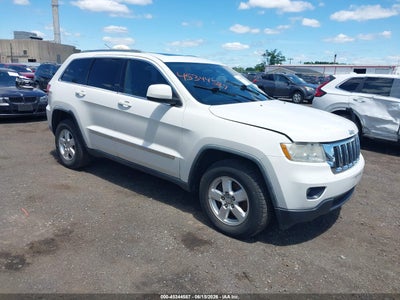 Photo JEEP grand cherokee laredo.