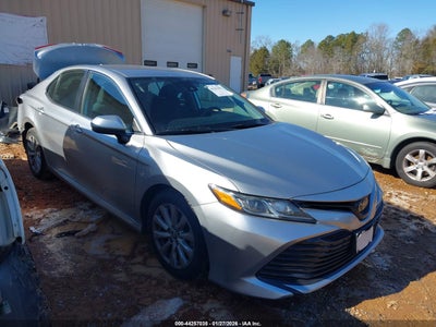 Photo TOYOTA camry le.