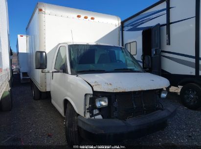 Photo CHEVROLET express cutaway work van.