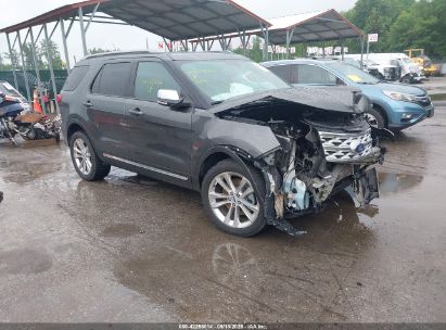 Photo FORD explorer xlt.