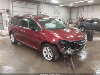 Photo CHRYSLER pacifica touring-l plus.