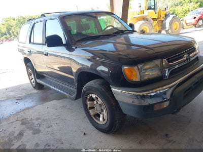 Photo TOYOTA 4runner sr5 v6.