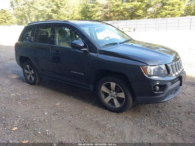 Photo JEEP compass high altitude 4x4.