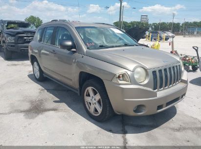 Photo JEEP compass sport.