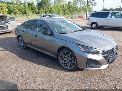 Photo NISSAN altima sr vc-turbo fwd.