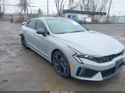 Photo KIA k5 gt-line.