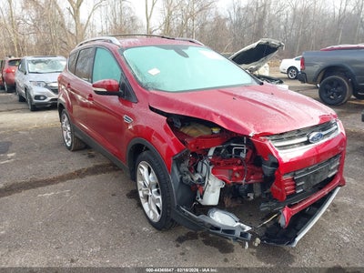 Photo FORD escape titanium.