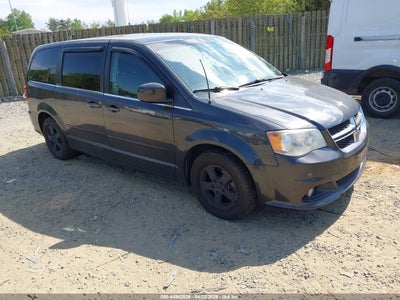 Photo DODGE grand caravan crew.