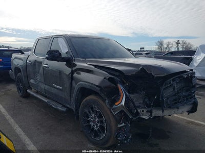 Photo TOYOTA tundra limited.