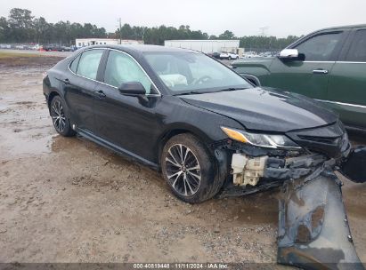 Photo TOYOTA camry se.