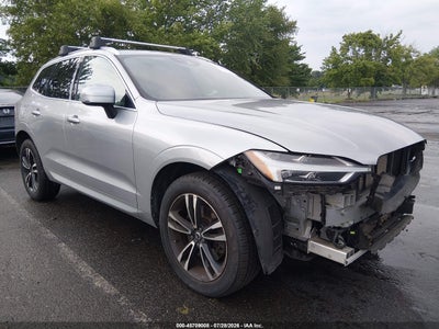 Photo VOLVO xc60 t6 momentum.