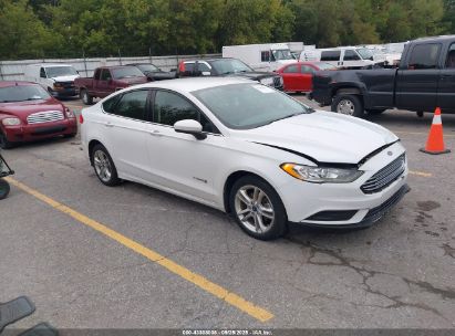 Photo FORD fusion hybrid se.