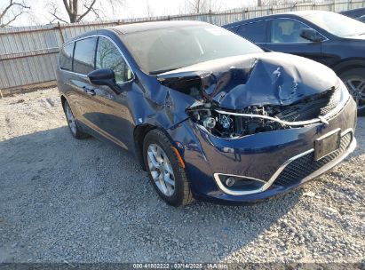 Photo CHRYSLER pacifica touring plus.