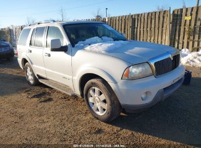 Photo LINCOLN aviator  .