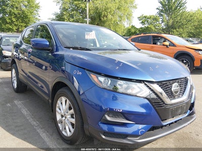 Photo NISSAN rogue sport s fwd xtronic cvt.