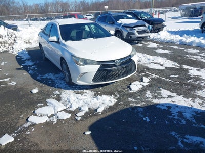 Photo TOYOTA camry se.