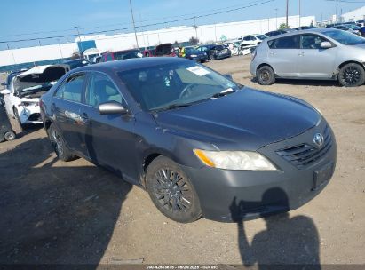 Photo TOYOTA camry le.