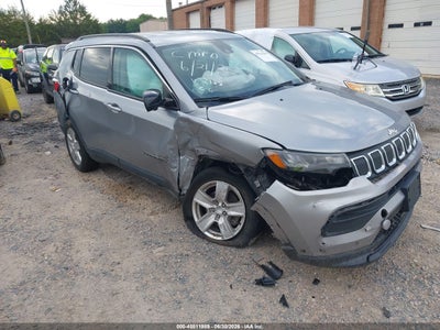 Photo JEEP compass latitude 4x4.