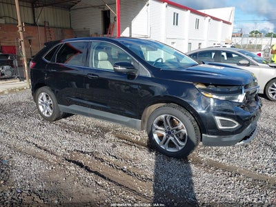 Photo FORD edge titanium.
