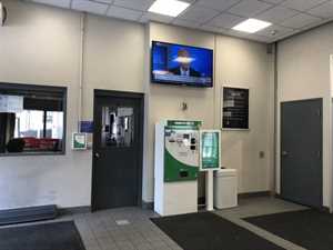 Photo Mart Parc Orleans Parking Garage