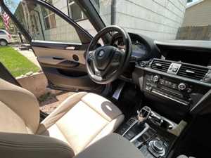 Photo Luminous Edge Detailing