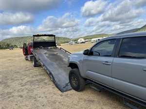 Photo Lucy’s Towing Services