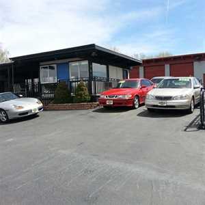 Photo Circle Auto Center