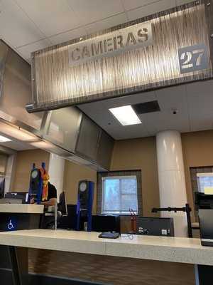 Photo Fresno Department of Motor Vehicles