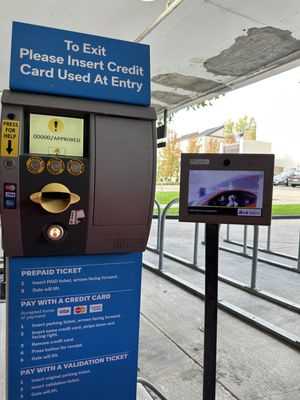 Photo Minneapolis Art Institute Parking