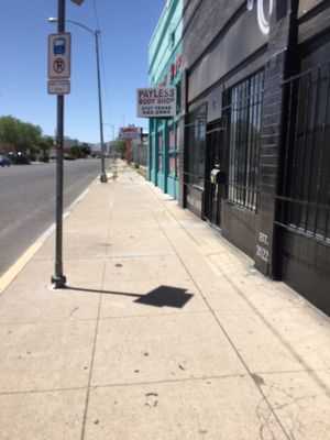 Photo Payless Body Shop