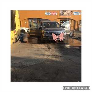 Photo Salas International 100% Hand Car Wash