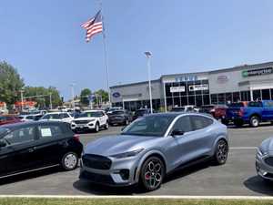 Photo Ewald’s Venus Ford