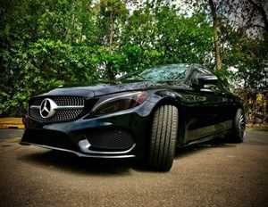 Photo Street Ride & Tide Customs