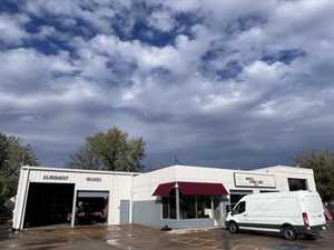 Photo Woody’s Automotive - Indian Hills