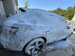 Photo Black Sand Ceramic Detailing